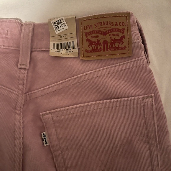 Levi Ribcage Bell Corduroy Pants - Picture 4 of 5